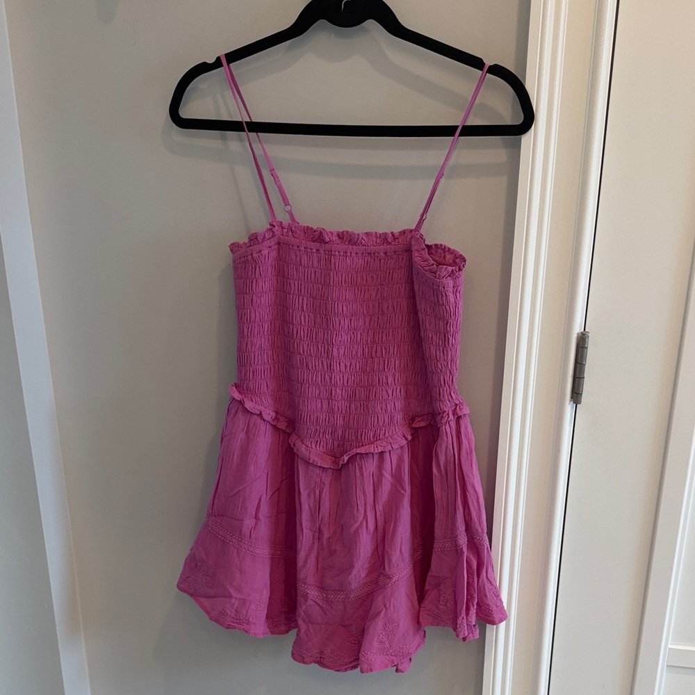 NWT American Eagle Outfitters Pink Smocked Casual Dress, size small